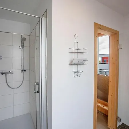 Lootsen Hus Feriehus *